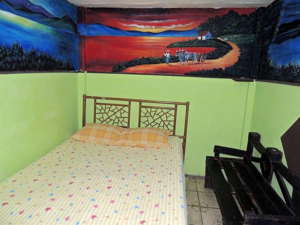 Hostal del Este Santa Fe San José Exterior foto